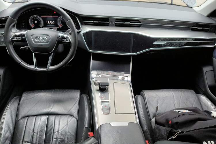 Used Audi A6L 2021 40 TFSI Luxury Prestige Edition Center Console