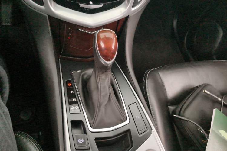 Used Cadillac SRX 2014 3.0L Leading Model Gear Lever
