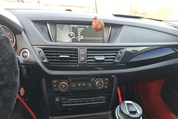 Used BMW X1 2013 sDrive18i Sport Design Package
