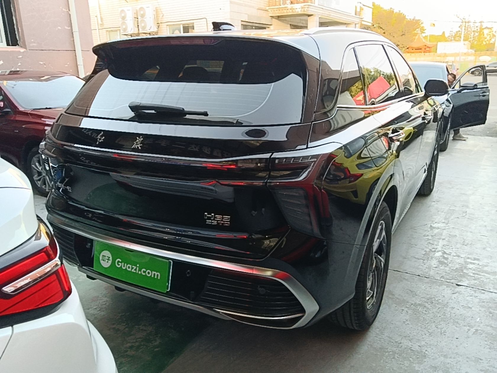 Hongqi HS3 2023 1.5T Two-Wheel Drive Shanwei Edition — снимка 5