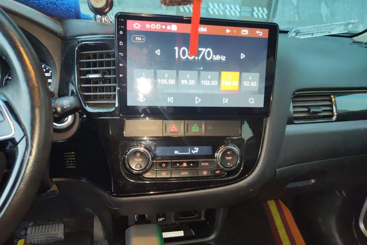 Used Mitsubishi Outlander 2019 2.4L 4x4 Zhi Xiang Edition 7 Seats China V Emission Standard