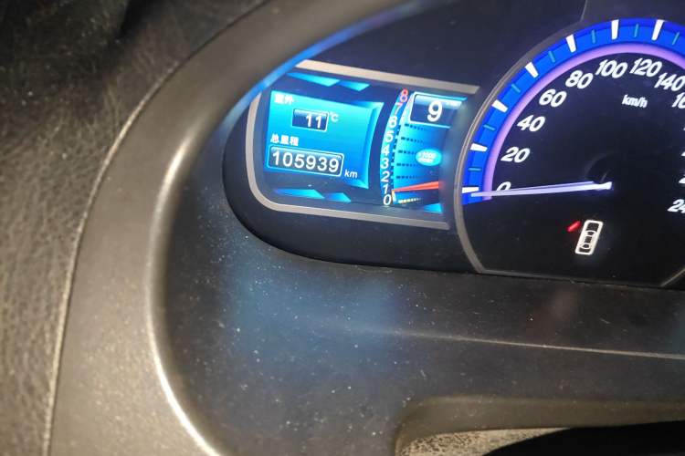 Used BYD S6 2013 Jingyue Edition 2.0L Manual Luxury Model 5 Seats