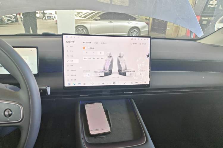 Used Nissan N6 2026 Model 180 Max