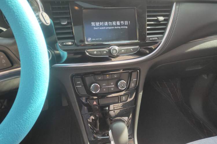 Used Buick Encore 2018 18T Automatic Two-Wheel Drive Urban Fashion Model
