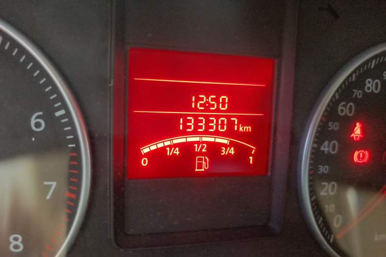 Used Volkswagen Bora 2012 1.6L Manual Fashion Edition
