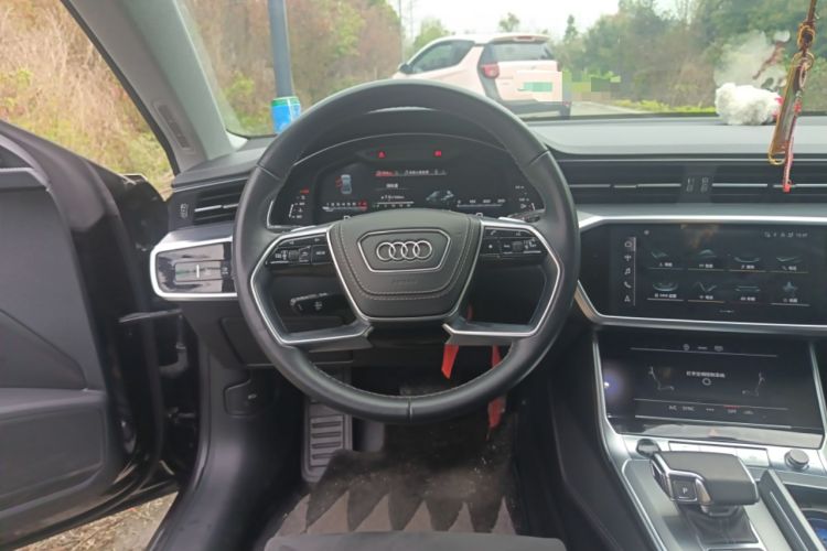 Used Audi A7L 2024 45 TFSI Luxury Edition
