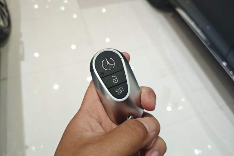 Used Mercedes-Benz E-Class 2025 E 300 L Luxury Model
