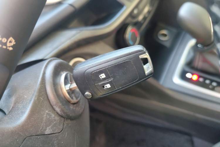 Used Buick Excelle GX 2018 18T Automatic Elite Model Vehicle Key