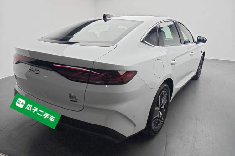 Used BYD Qin L 2025 DM-i Smart Drive 120KM Superior Model
