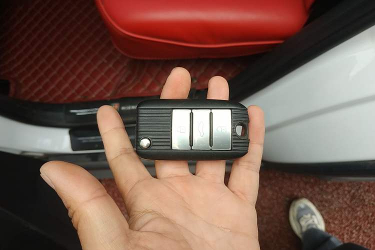 Used Roewe RX5 2020 20T Automatic 4G Connected Million Edition Vehicle Key