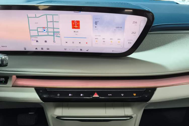 Used Buick GL8 New Energy 2024 Lu Zun Luxury Edition 7-Seater
