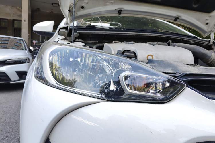 Used Toyota YARiS L Zhi Xiang 2017 1.5E CVT Dynamic Edition Right Front Headlight