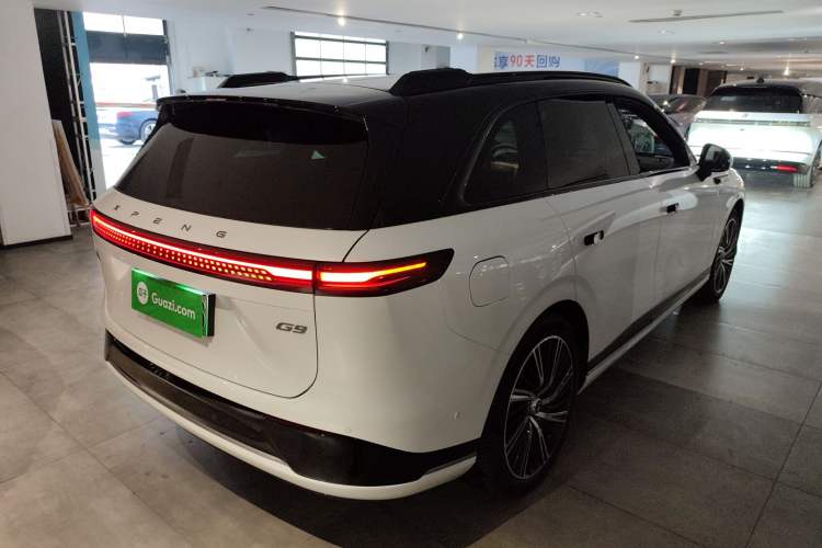 Used XPeng G9 2025 725 with Ultra-Long Range Max Rear Right 45 Deg