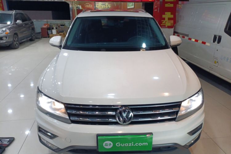 Used Volkswagen Tiguan L 2020 330TSI Automatic Two-Wheel Drive Panoramic Comfort Edition China VI Standard