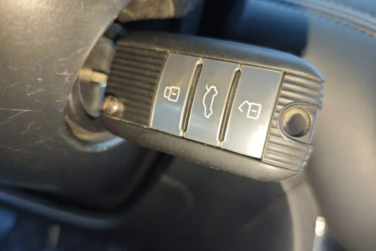 Used Roewe RX3 2018 1.6L Manual Internet Smart Edition
