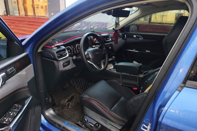 Used Lynk & Co 02 2018 1.5T DCT Two-Wheel Drive Pro Version China V Emission Standard