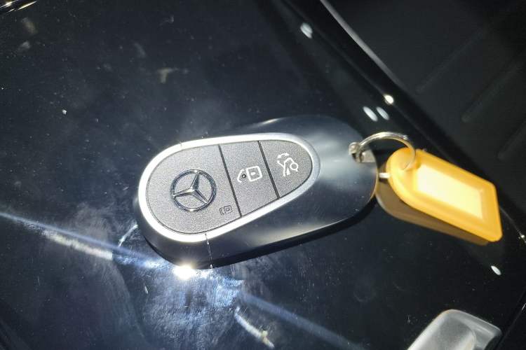 Used Mercedes-Benz GLC 2024 Refreshed GLC 300 L 4MATIC Dynamic Version 5 Seats