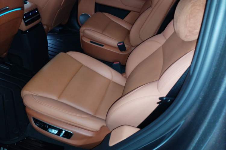 Used Li Auto L9 2022 Max model
