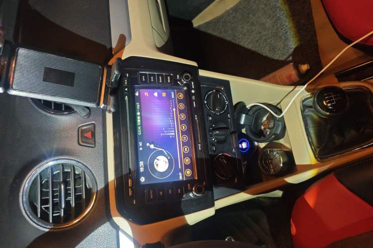 Used Volkswagen Jetta 2013 1.6L Manual Comfort Model