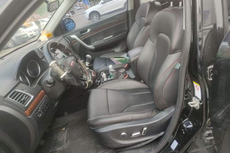 Used Haval H6 2015 Revised Version Sport Edition 1.5T Manual Transmission Two-Wheel Drive Elite Grade