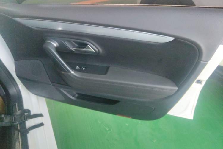 Used Volkswagen FAW-Volkswagen CC 2016 1.8TSI Luxury Model