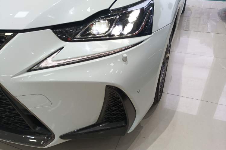 Used Lexus IS 2017 300 F SPORT Edition
