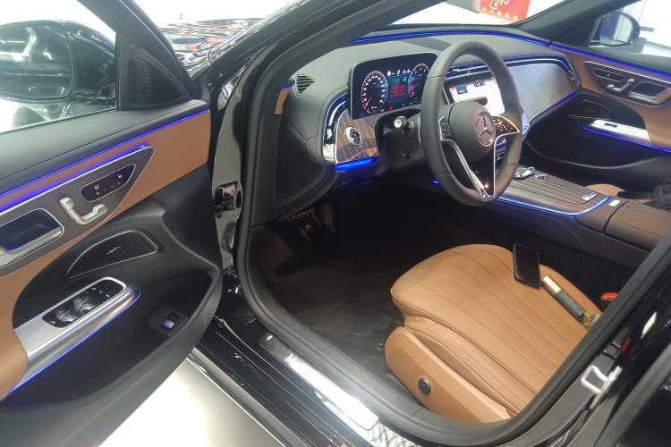 Used Mercedes-Benz E-Class 2025 Facelift E 300 L Fashion Edition