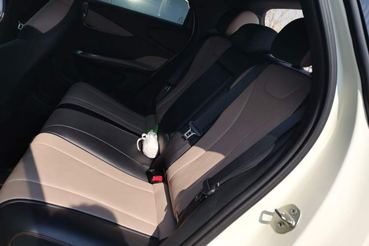 Used BYD Dolphin 2023 420 km Fashion Edition