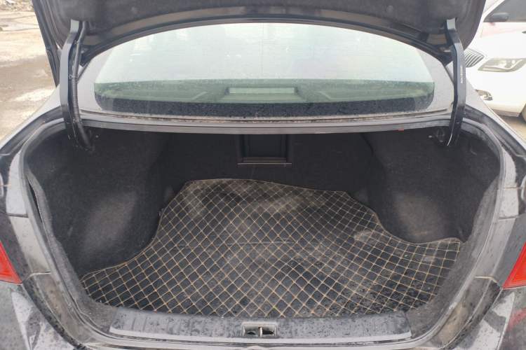 Used Nissan Sylphy 2021 Classic 1.6XL CVT Luxury Edition Trunk