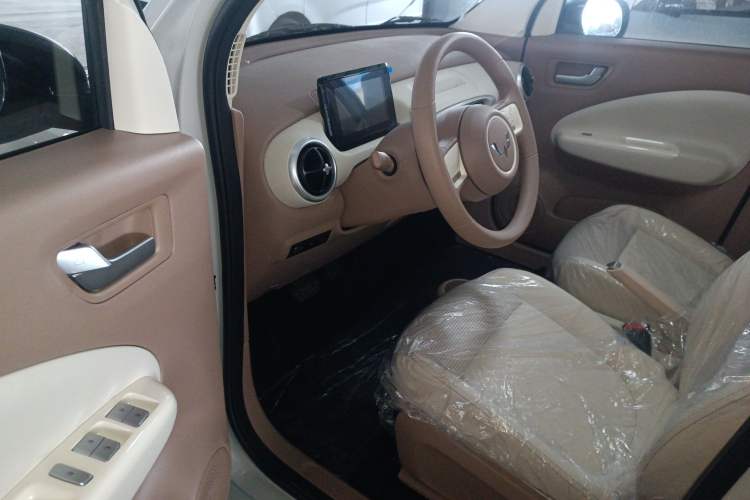 Used Wuling Hongguang MINIEV 2025 Four-Door Version Advanced Edition