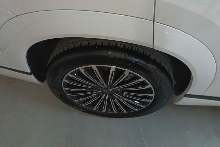 Used Chery Tiggo 9 2025 2.0T Automatic Two-Wheel Drive Luxury Edition 5 Seats