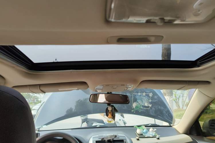 Used Toyota Corolla 2011 1.8L CVT GL-i Headliner