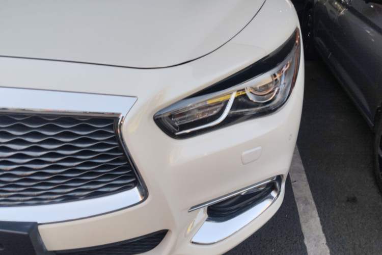 Used Infiniti QX60 2018 2.5 S/C Hybrid Two-Wheel-Drive Excellence Edition China VI Standard Left Front Headlight