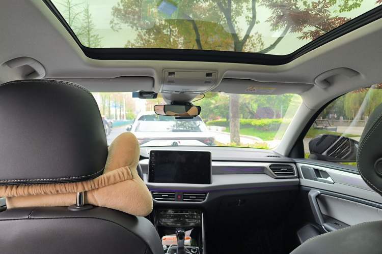 Used Volkswagen Tayron 2023 330TSI Two-Wheel-Drive R-Line High-Energy Version Headliner