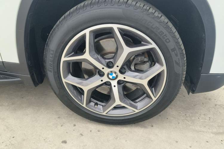 Used BMW X1 2019 xDrive20Li Luxury Model Right Front Wheel Hub
