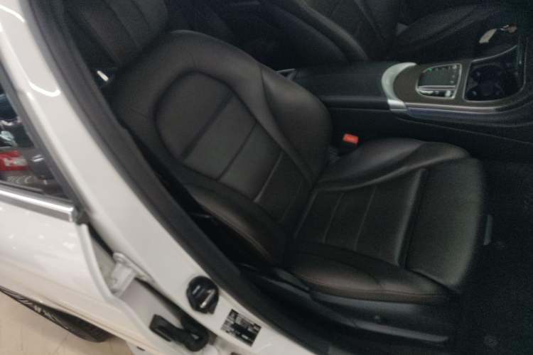 Used Mercedes-Benz GLC 2020 GLC 260 L 4MATIC Luxury Model
