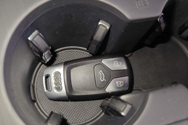 Used Audi A4L 2017 40 TFSI Style Edition
