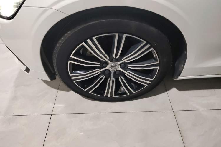 Used Volvo S60 2022 B4 Zhiyuan Luxury Edition