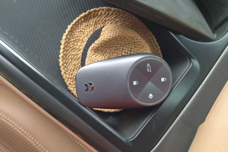 Used Nio ES8 2020 415 KM Signature Edition 7-Seater Version
