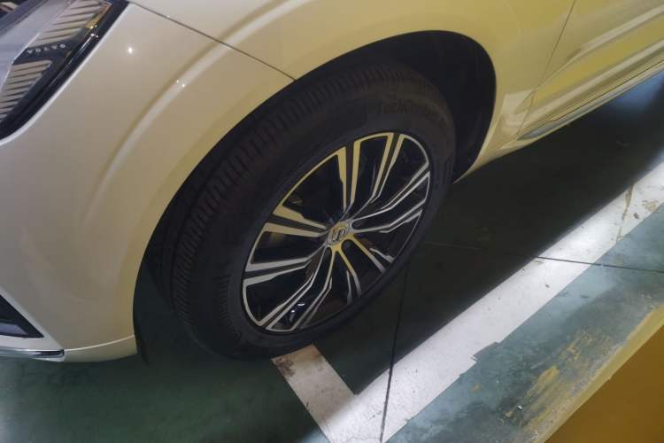 Used Volvo XC60 2022 B5 4x4 Smart Luxury Edition