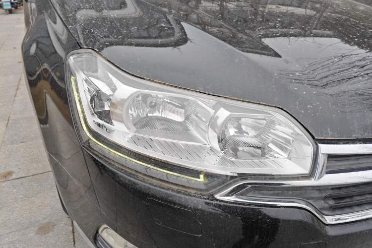 Used Citroen C5 2014 1.6T Automatic Luxury Model Right Front Headlight