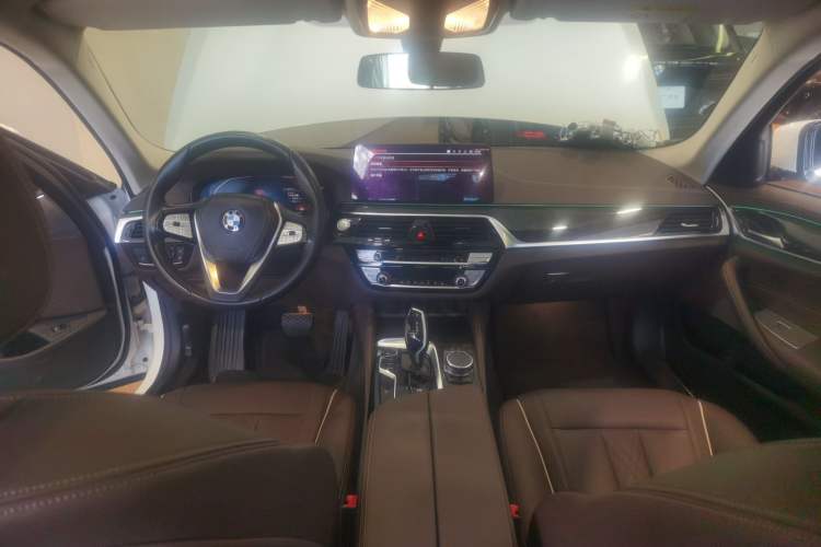 Used BMW 5 Series 2021 525Li Luxury Package
