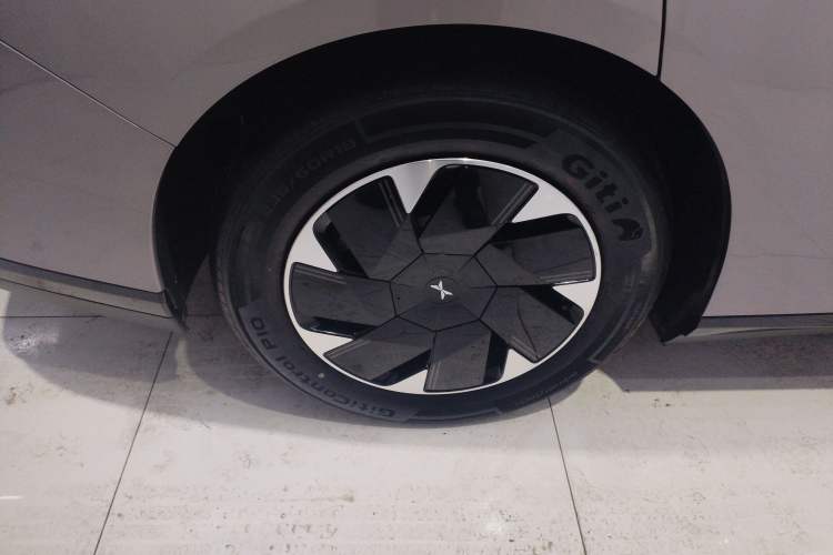 Used XPeng P7+ 2024 Long-Range Max
