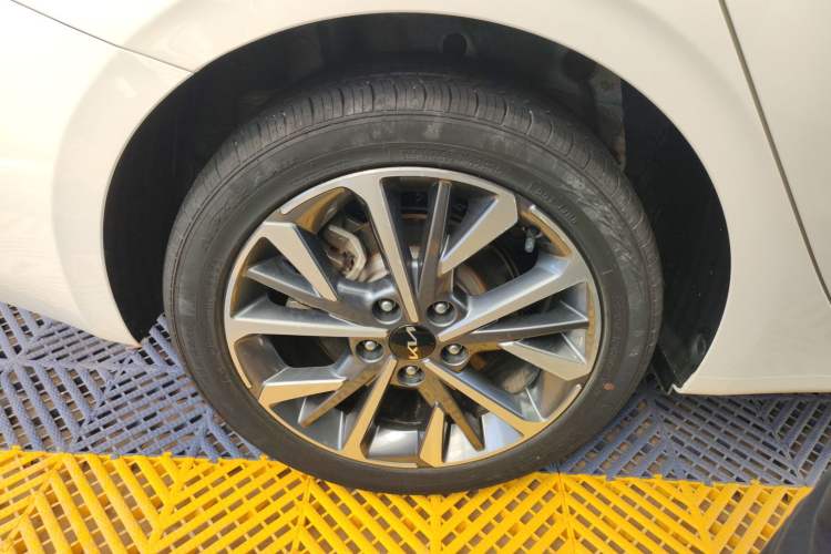 Used Kia K3 2021 Revised 1.5L CVT Fashion Edition
