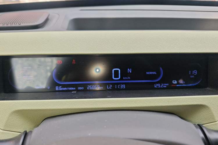 Used Geely Galaxy Panda 2023 Panda Mini 200km Endurance Bear
