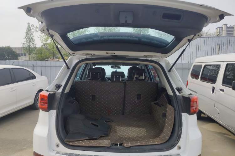 Used CHANGAN CS75 2021 Honor Million Edition 280T DCT Luxury Model Trunk