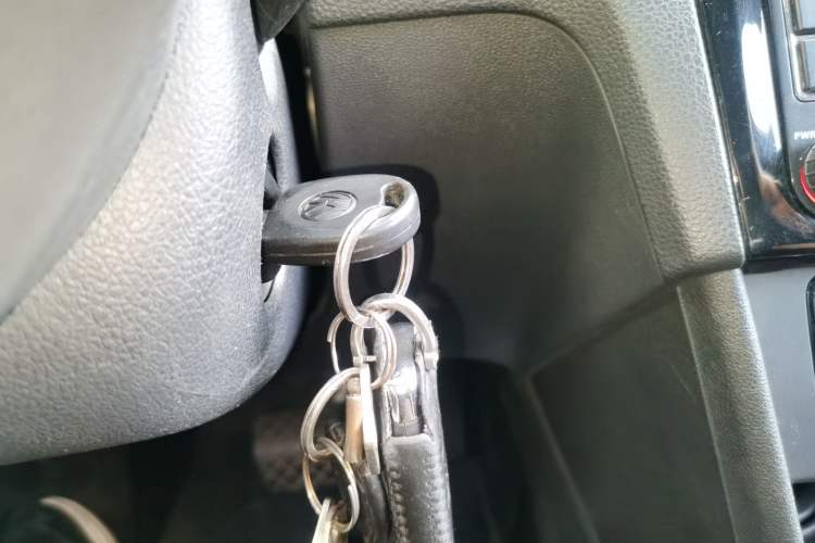 Used Volkswagen Santana 2015 1.6L Automatic Fashion Edition