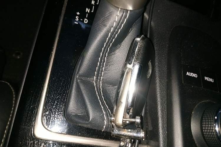 Used Lexus ES 2015 300h Luxury Edition Vehicle Key