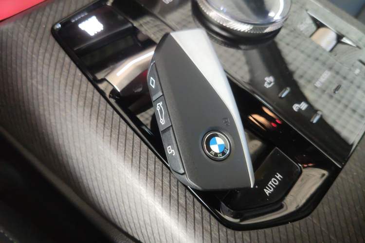 Used BMW X3 2025 Model, Facelifted xDrive25L Luxury Package