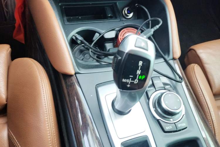 Used BMW X6 2014 xDrive35i Sport model Gear Lever